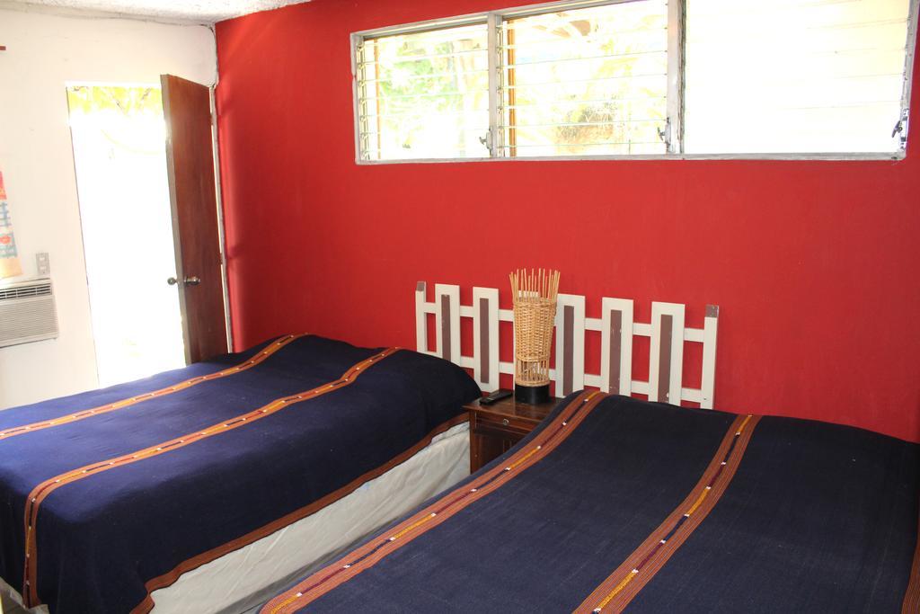 Ximenas Guest House Σαν Σαλβαντόρ Εξωτερικό φωτογραφία
